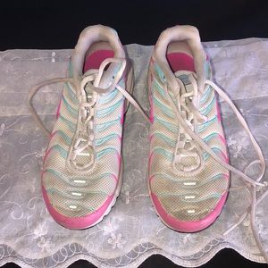 Nike TN air - size 4.5Y